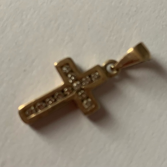 9K Yellow Gold Cross Charm/Pendant with Diamonds Dainty Feminine Women Religious - Picture 9 of 10